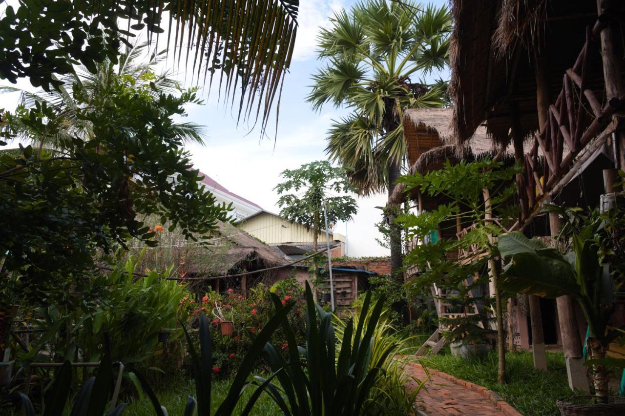 About Sarin Homestay バッタンバン エクステリア 写真